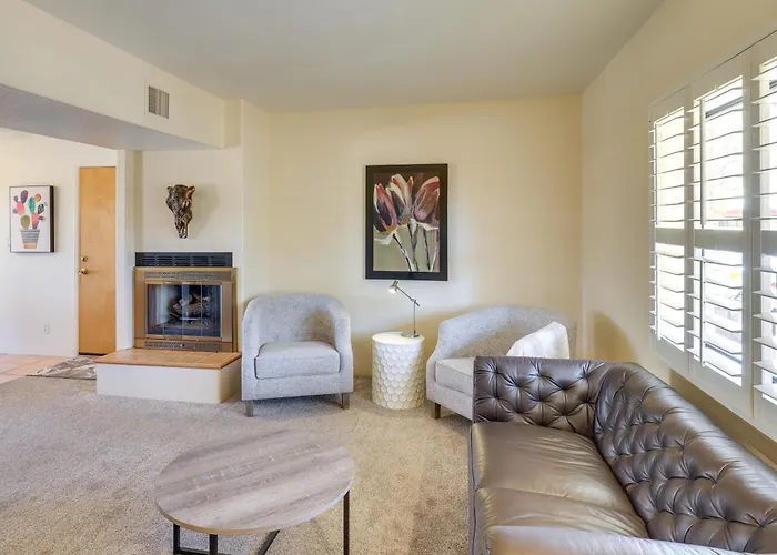 Holiday home Bright W/ Patio By Rillito River Path! *