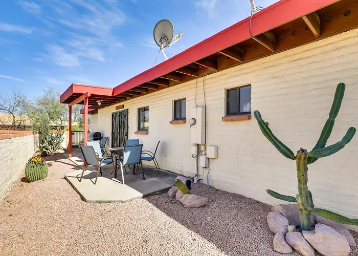 Bright W/ Patio By Rillito River Path! *